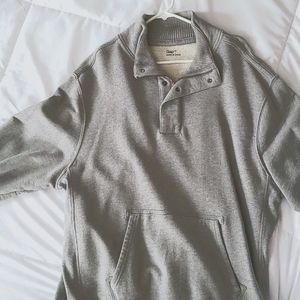 Men's casual sweatshirt